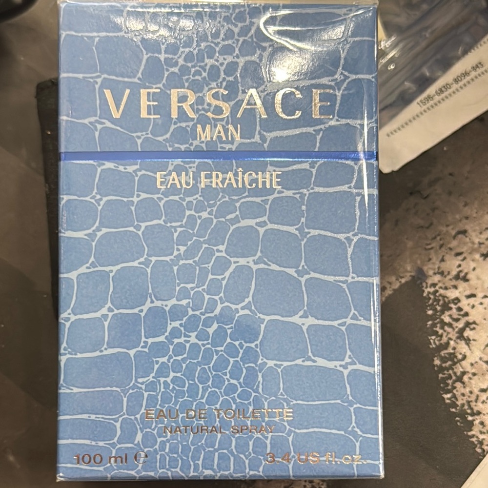 Versace Man Eau Fraîche in Elegant Blue Box